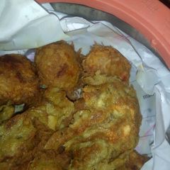 A picture of Fried egg with yam ball.