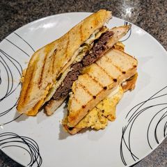 A picture of Cowboy Breakfast Sandwich.