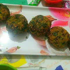 Palak ke Laddu A picture of Palak ke Laddu.