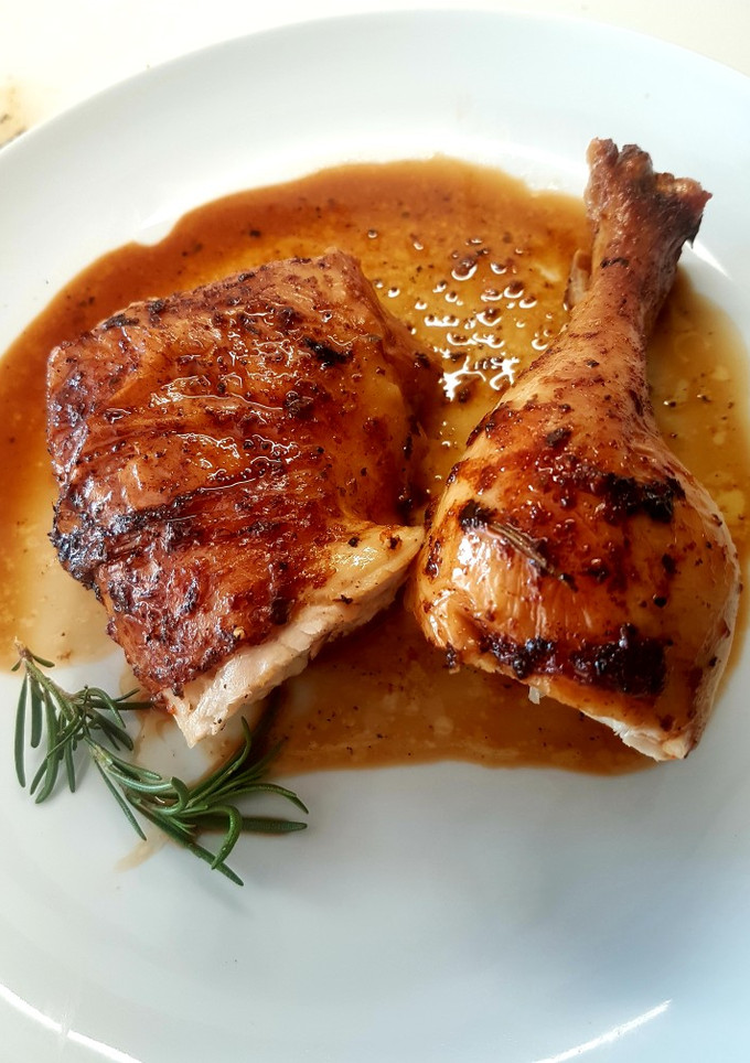 Una foto de Pollo Asado Jugoso