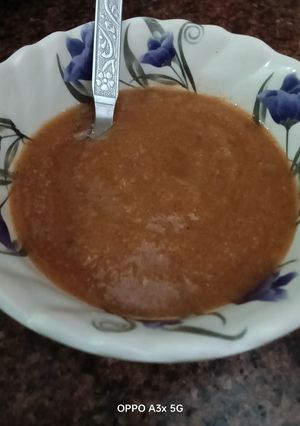 A picture of Sweet and sour chutney of dates.
