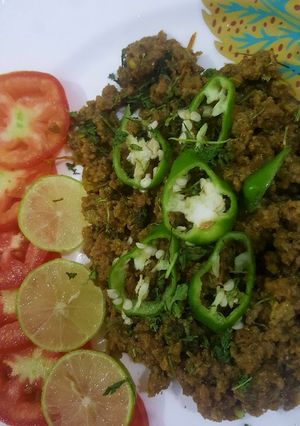 A picture of Seekh kabab keema karahi.