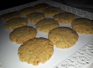 Una foto de Galletas de avena y naranja/limón, con semillas (OPCIONAL)
