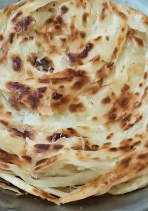 A picture of Lacha paratha.