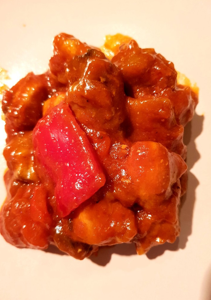 Una foto de Magra con tomate