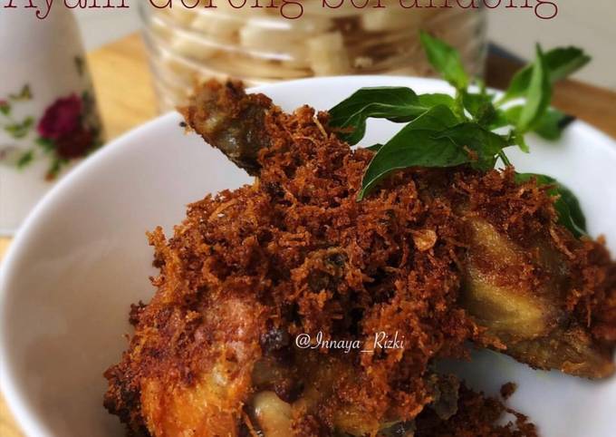 Ayam Goreng Serundeng