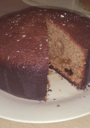 Una foto de Mini cake de frutos secos y té