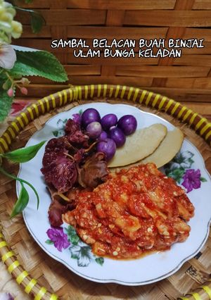 Gambar 10:11:24 - Sambal belacan buah binjai ulam bunga keladan