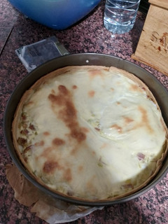 Una foto de Quiche de Jamón, Queso y Puerros