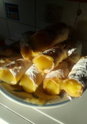 Una foto de Cannolis sicilianos