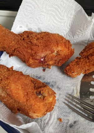 Una foto de Patas de pollo frito tipo kfc