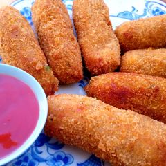 A picture of Cheese stuffed chicken kebab.