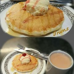 A picture of 🍳🌯🍽 Simple Vanilla Pancakes 🍽🌯🍳.