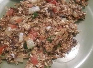 Una foto de Burritas de machaca con chile verde