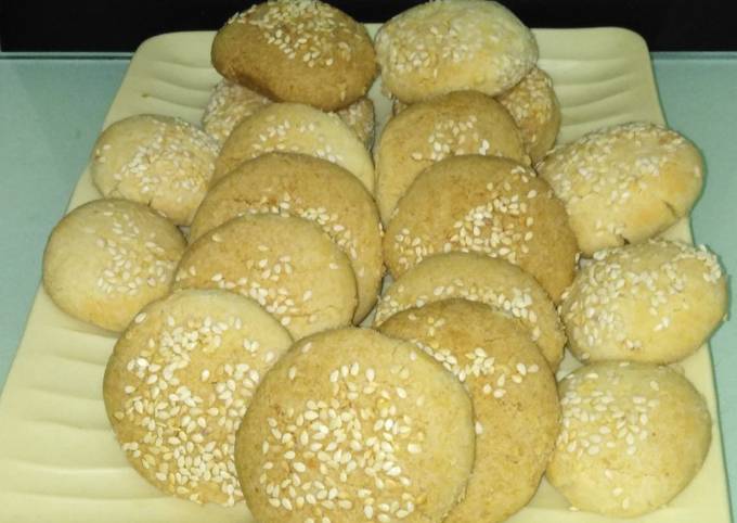 Recipe of Super Quick Traditional cookies (gireba)