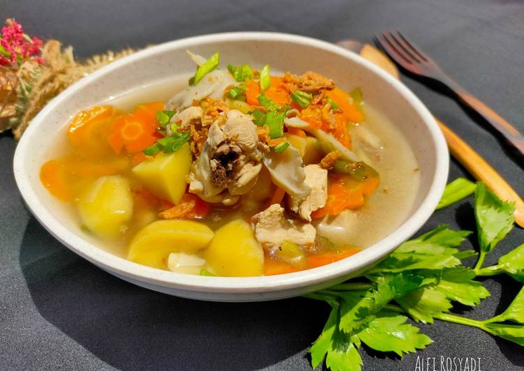 Langkah Mudah untuk Menyiapkan Sup Ayam Jamur Khas Bandung, Lezat