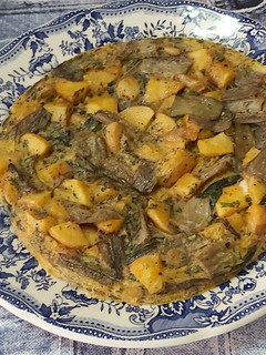 Foto principal de Tortilla de patatas y pencas de acelga