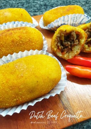 Foto resep Dutch Beef Croquette (Kroket Kentang isi Daging)