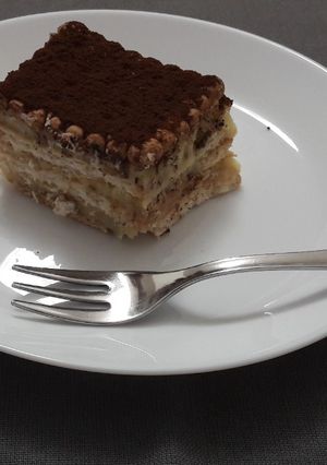 O poză a rețetei Dessert cu biscuiți și cremă.