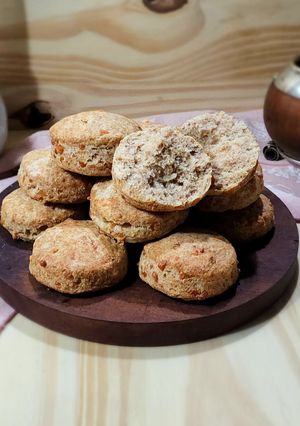 Una foto de 🧉🧀Scones integrales de queso 🧀🧉