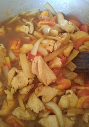 Una foto de Pechuga deshuesada saltada fácil