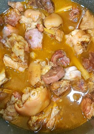 Hình của món Bò kho móng giò heo.