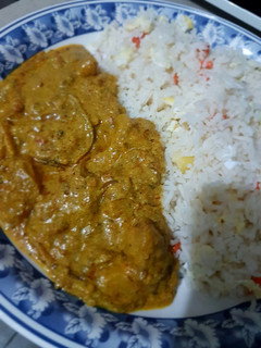 A picture of Shrimp potato curry.