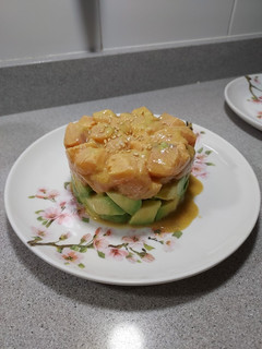 Una foto de Tartar de Salmón