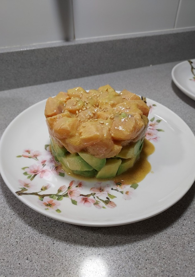 Una foto de Tartar de Salmón