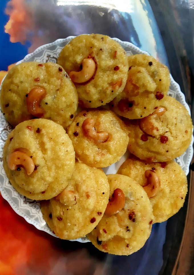 मसाला इडली (masala idli recipe in Hindi) रेसिपी मुख्य फोटो
