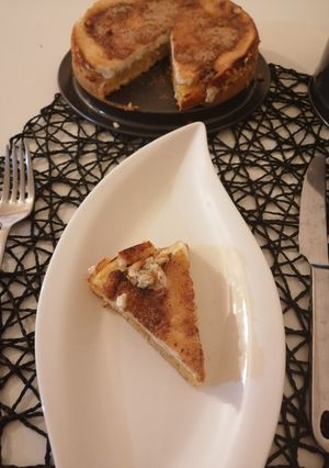 A picture of Peach pie.