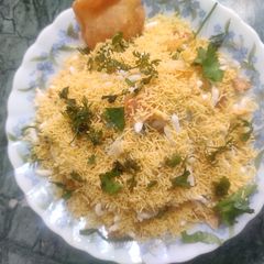 A picture of Bhel Puri.