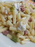Fagiolini lisci con fave e stracciatella