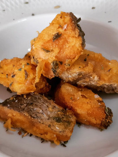 Una foto de Bienmesabe de merluza (con adobo picante)