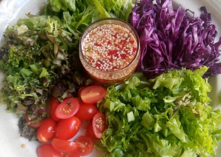Bagaimana Menyiapkan Dressing salad ala Uni Dika Menggugah Selera