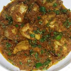 A picture of Chicken masala.
