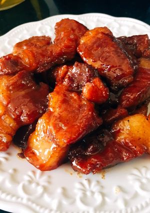 Hình của món Thịt kho tàu.