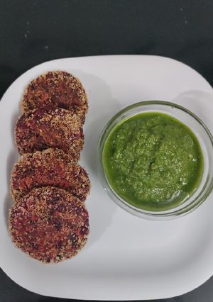 A picture of Beetroot kabab.