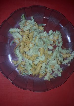 Una foto de Fideos con caldo coreano