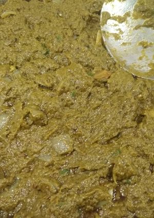 A picture of Sarso ka saag.