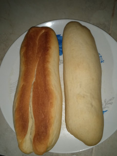 Una foto de Pan canilla o tipo baguette
