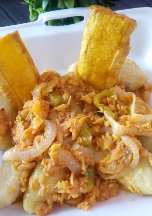 Una foto de Guanimos con bacalao