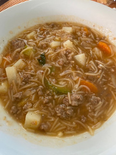 Una foto de Sopa de Carne Molida