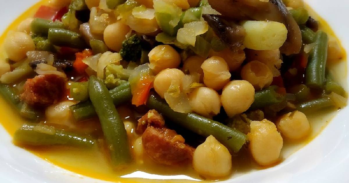 Garbanzos con verduras y chorizo. (Thermomix) Receta de pedromariapapper-  Cookpad