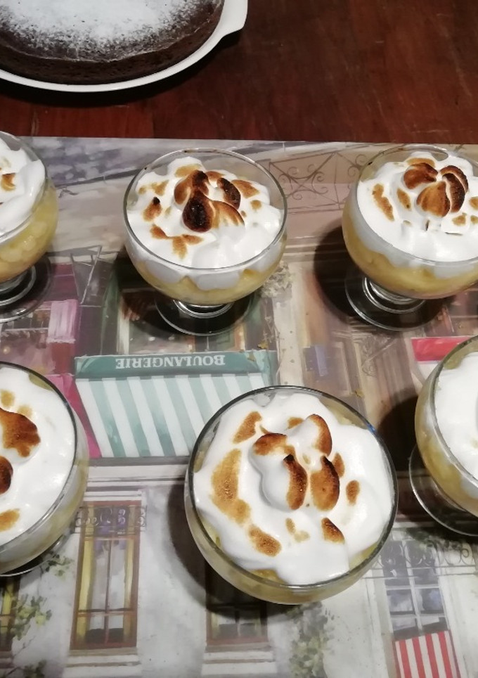 Una foto de Lemon pie en copas