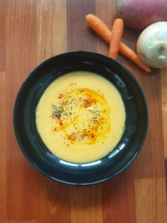 Una foto de Puré de patata y zanahoria