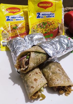 મેગી ફ્રેન્કી(Maggi Frankie Recipe In Gujarati) રેસીપી મુખ્ય ફોટો