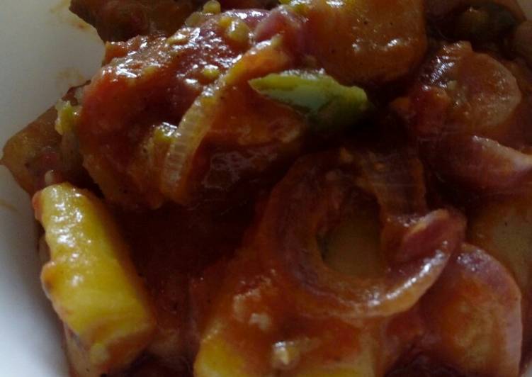 Step-by-Step Guide to Prepare Super Quick Homemade Spicy green bananas with greenpepper #pepperchallenge