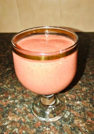 A picture of Fruit burst cereal smoothie.