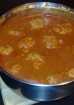 Una foto de Albóndigas súper picantes (red hot chilli meatballs)